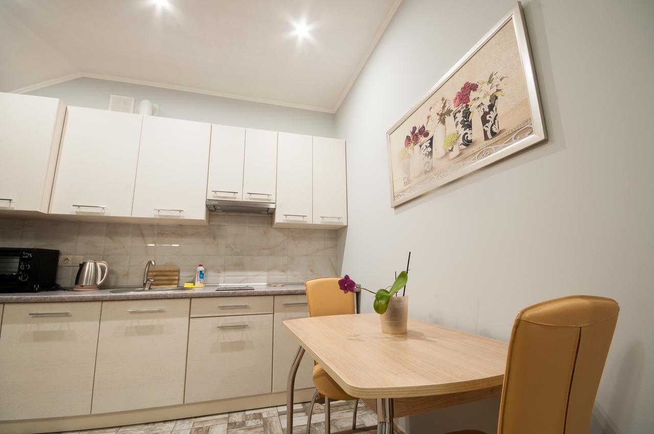 Wonderful Flat On City Center Uzhhorod Bagian luar foto