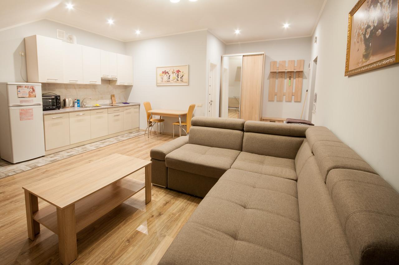 Wonderful Flat On City Center Uzhhorod Bagian luar foto